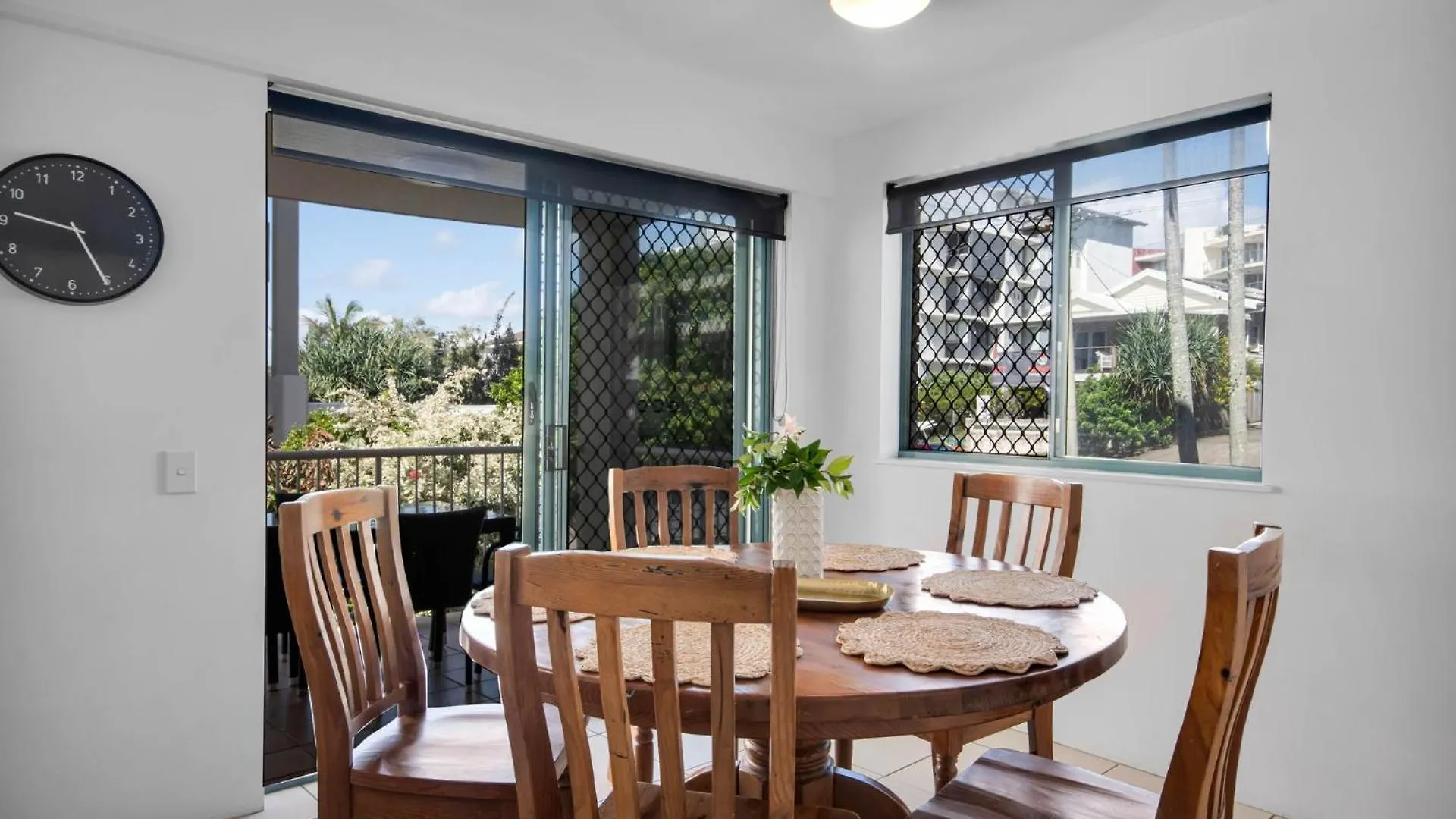 Lindomare Unit 7, 11 Orvieto Tce, Kings Beach Caloundra