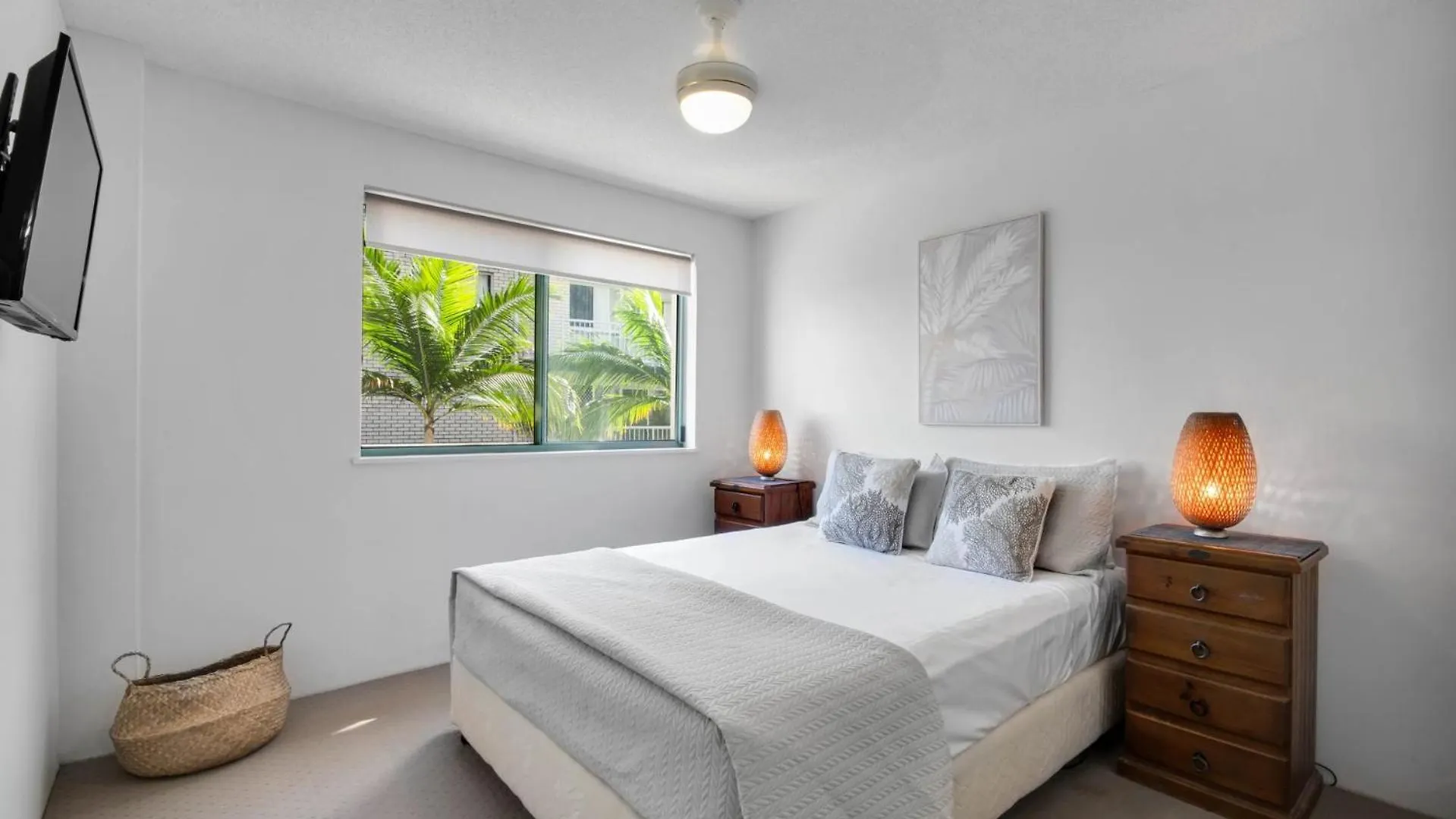 Lindomare Unit 7, 11 Orvieto Tce, Kings Beach Caloundra
